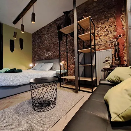 Le 23 - * La-Roche-en-Ardenne